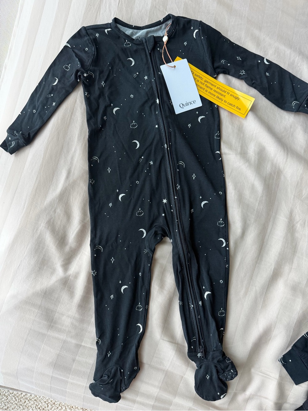 Quince Black Moon & Star Print Footed One-Piece Pajama